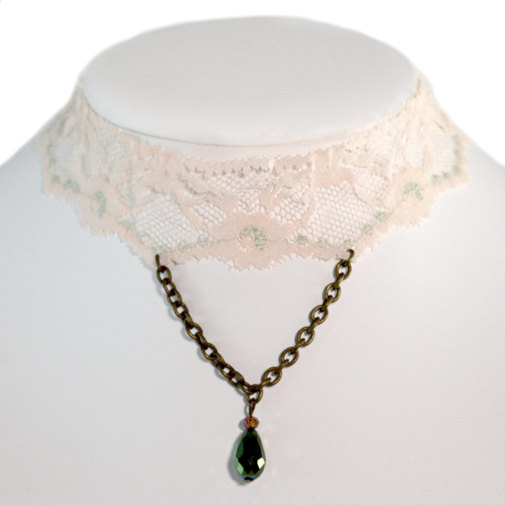 Victorian Lace Choker in Cream and Green Twisted Pixies
