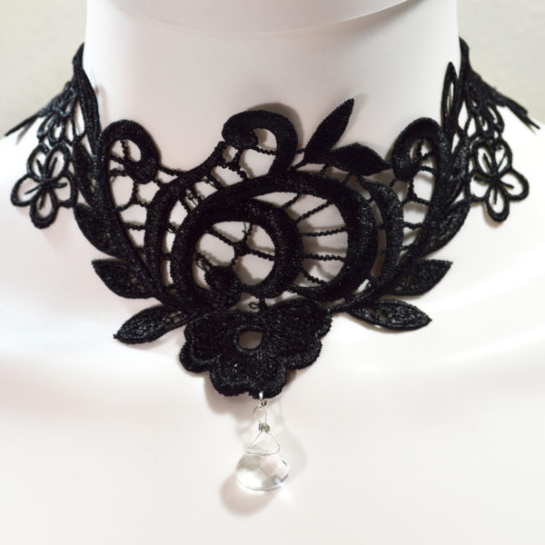 lace collar necklace