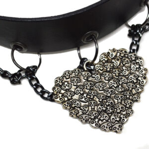 skulls heart punk choker